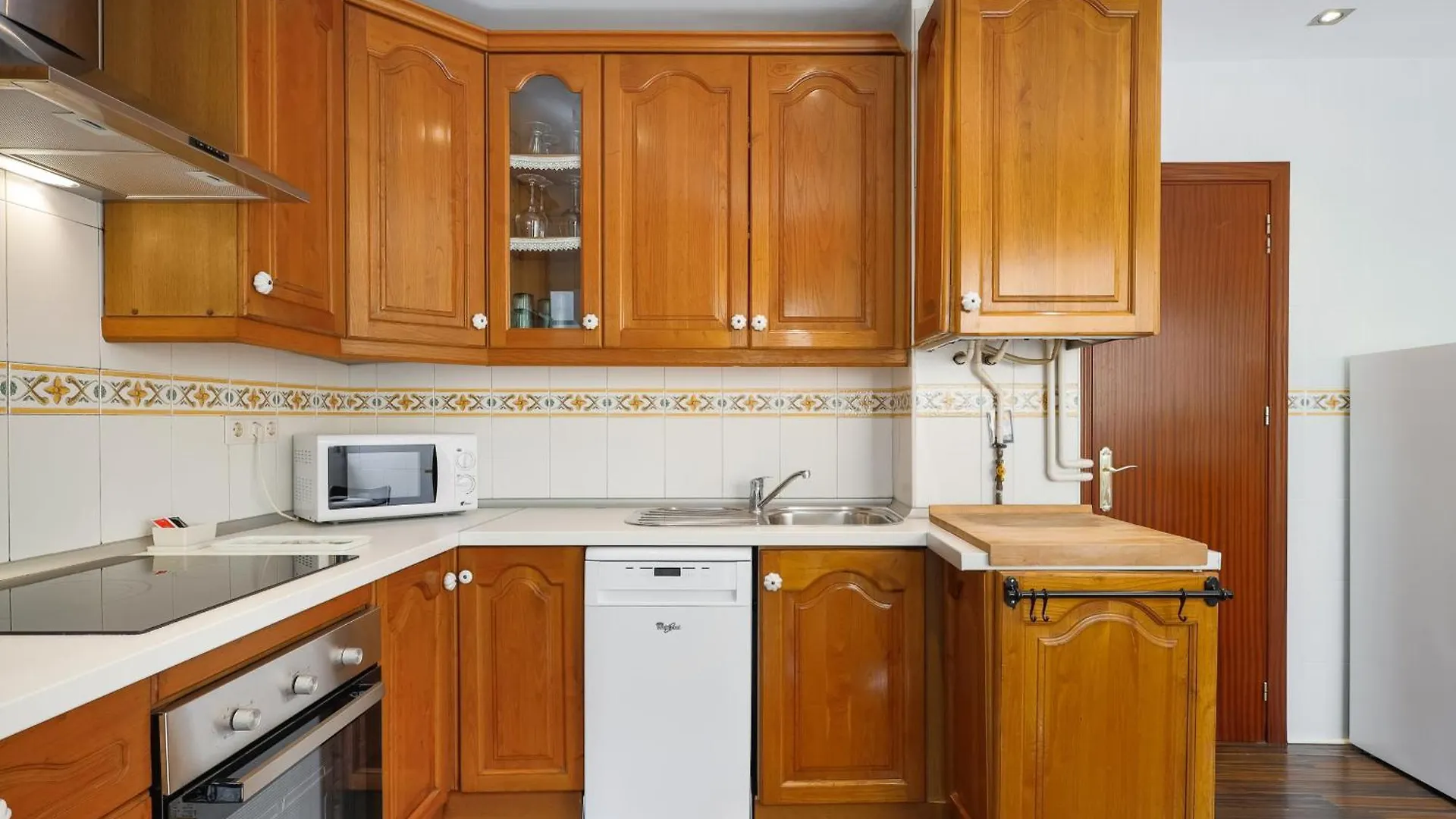 C92 - Rustic Two Bedrooms Apartment With Terrace Malaga Spain